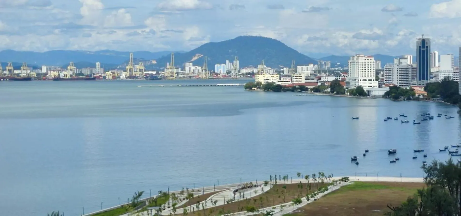 شقة Rumahku Gurney With 270 Degree Sea View جورج تاون